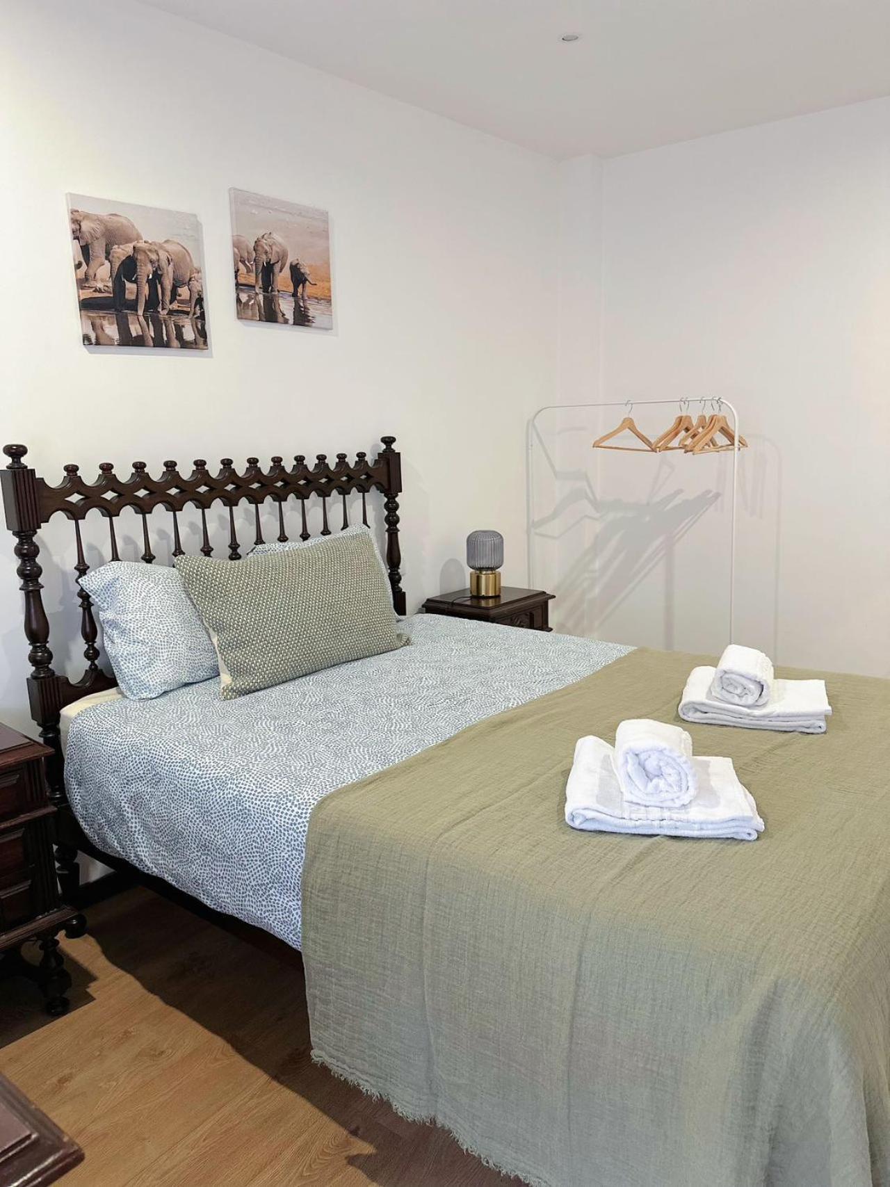 Appartement Downtown 2 Minutes By Walk To Center And Metro-Direct To Airpot T4 à OOporto Extérieur photo