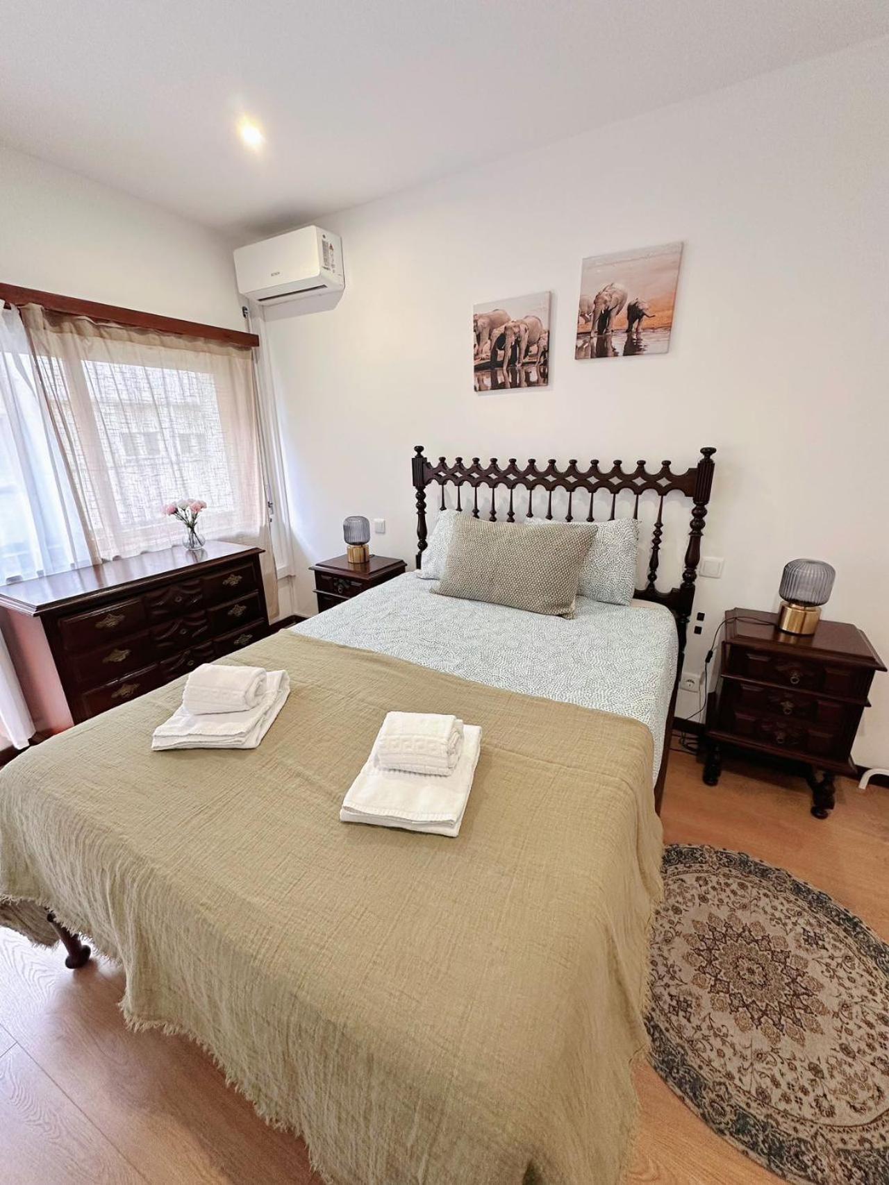 Appartement Downtown 2 Minutes By Walk To Center And Metro-Direct To Airpot T4 à OOporto Extérieur photo